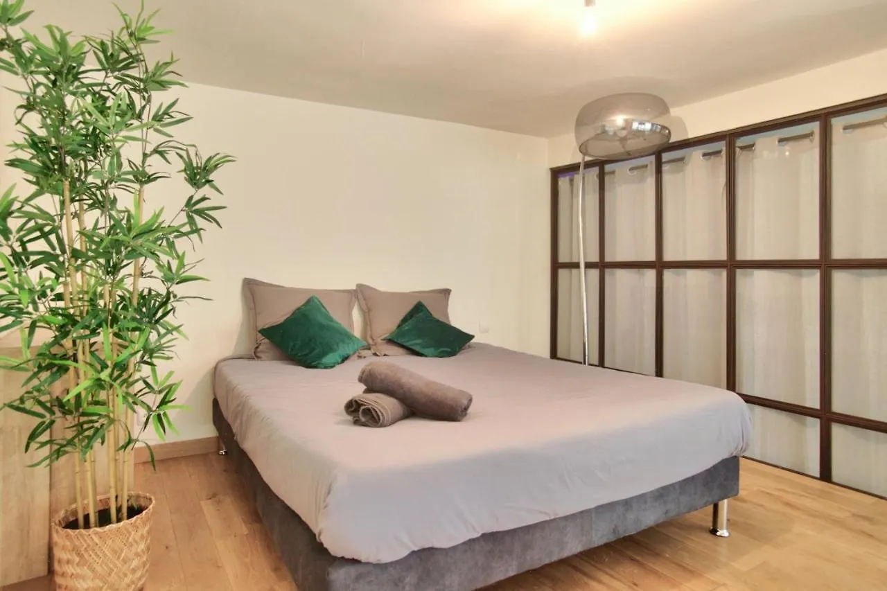 Apartamento 2 Bedrooms Le Marais Nazareth Paris